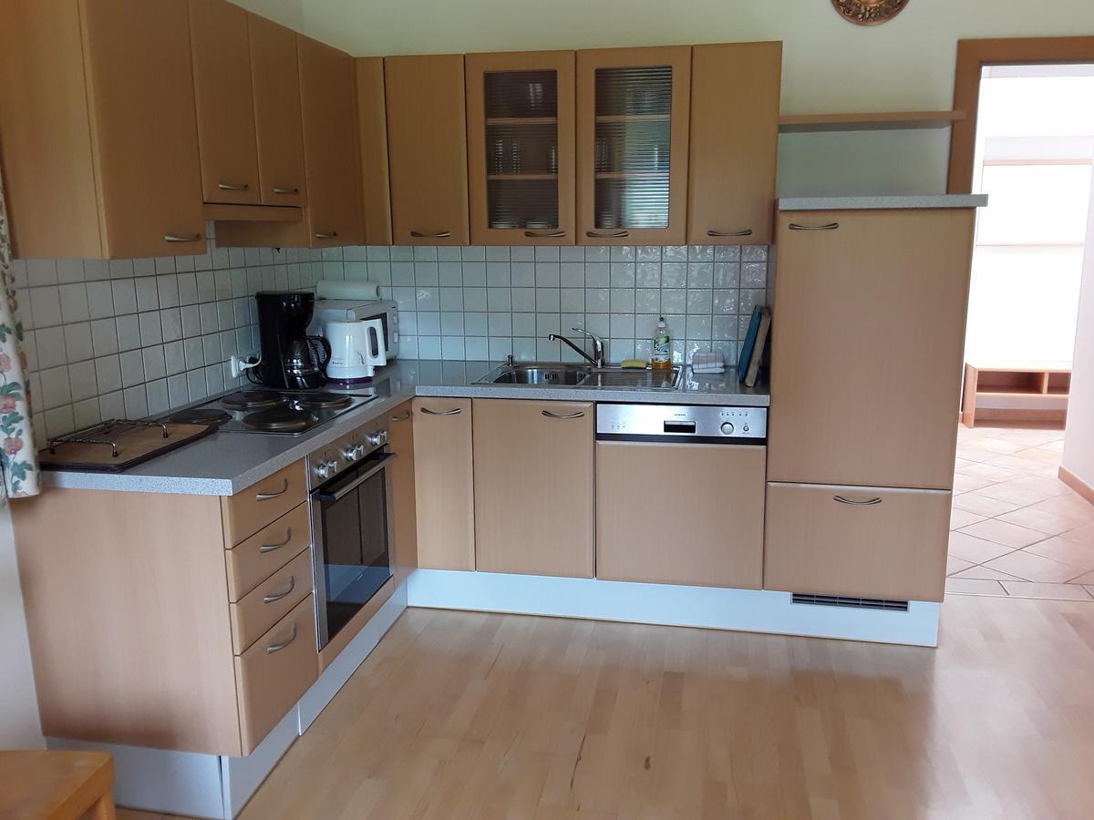 Gaestehaus Kuchernig เฟิลเคอร์มาร์คท์ ภายนอก รูปภาพ